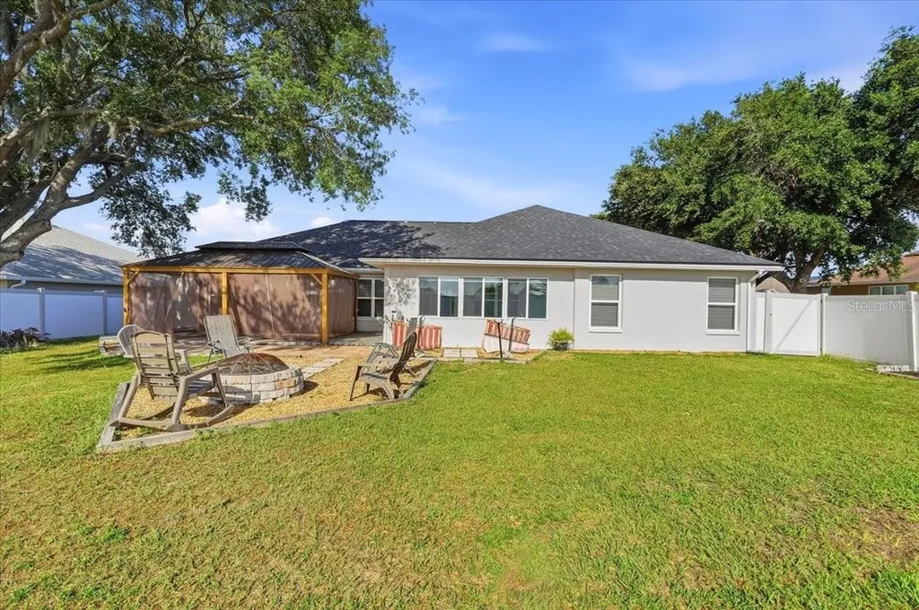 1620 Doves View Circle Auburndale FL 33823