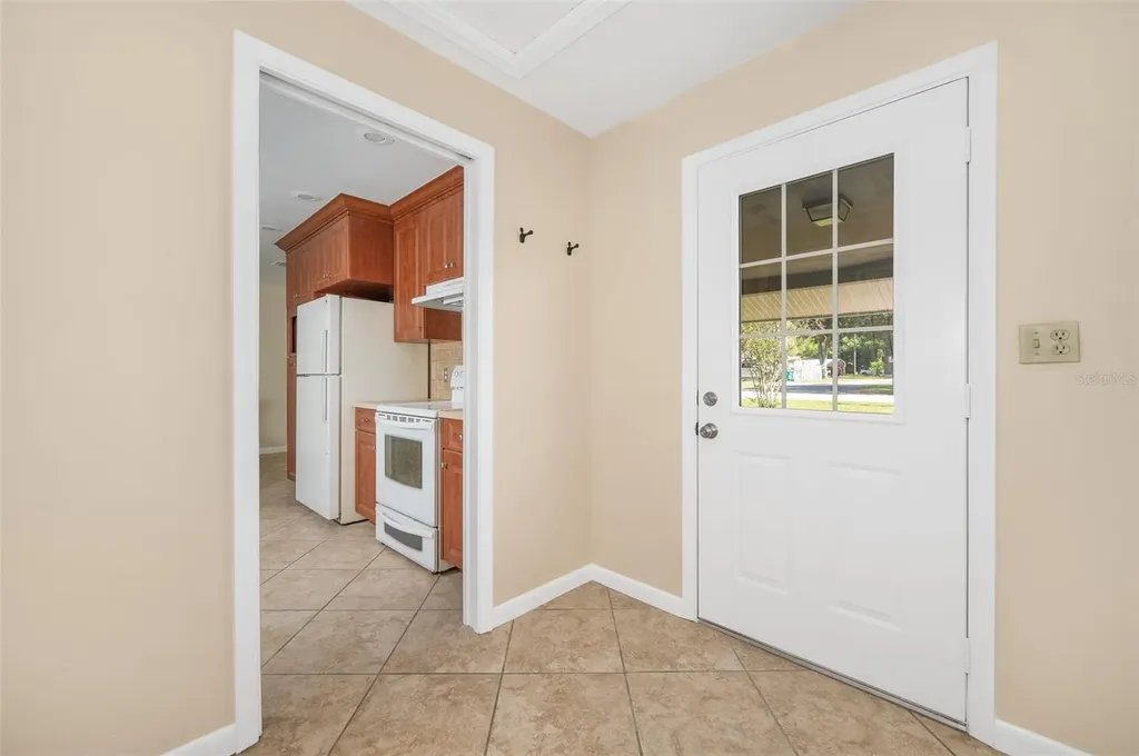 26443 SW 3rd Place Newberry FL 32669