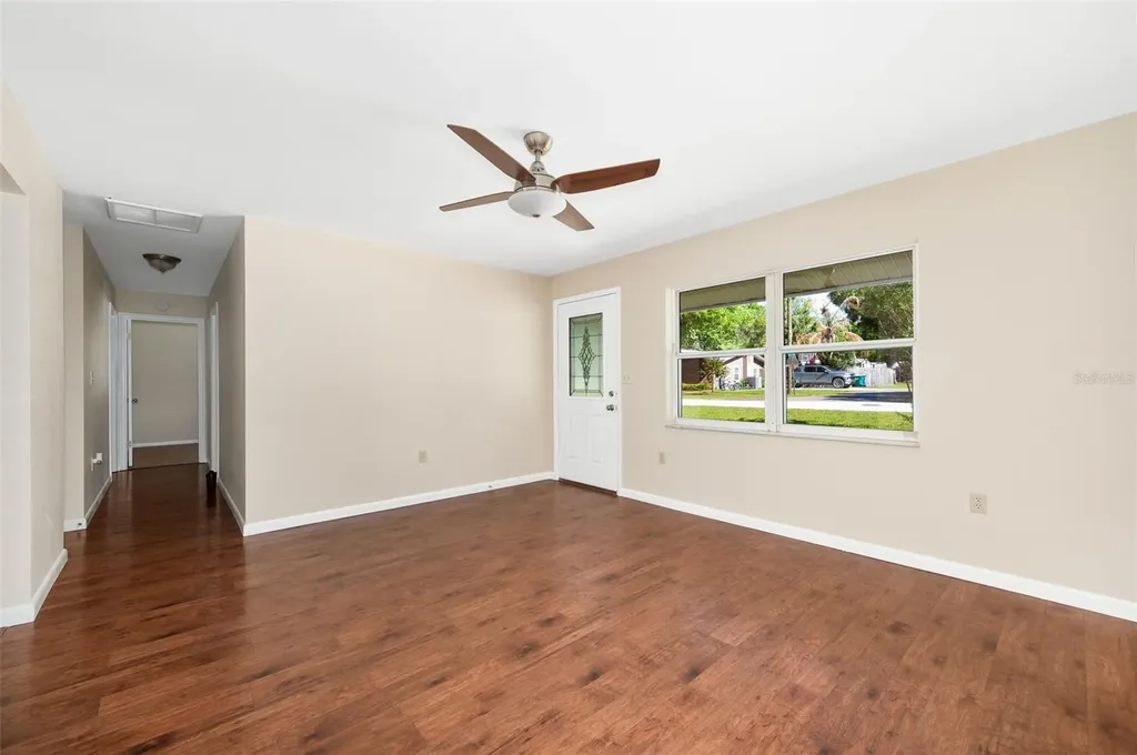 26443 SW 3rd Place Newberry FL 32669