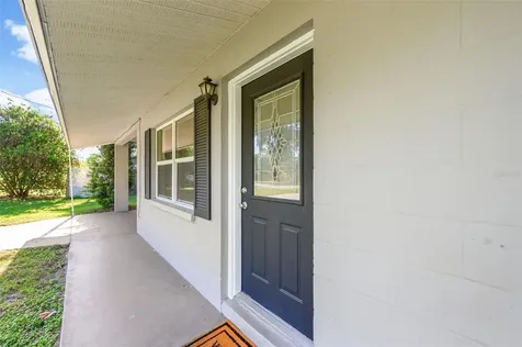 26443 SW 3rd Place Newberry FL 32669