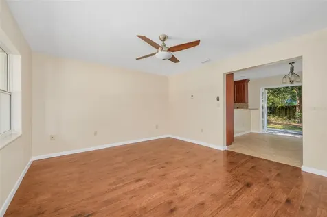 26443 SW 3rd Place Newberry FL 32669
