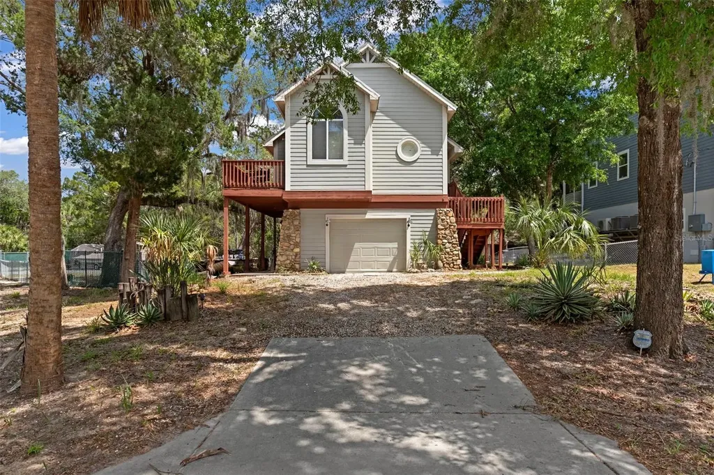 6779 S Pinebranch Point Homosassa FL 34448