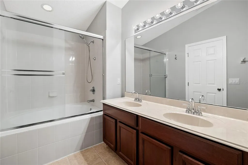 12335 Cruxbury Drive Windermere FL 34786