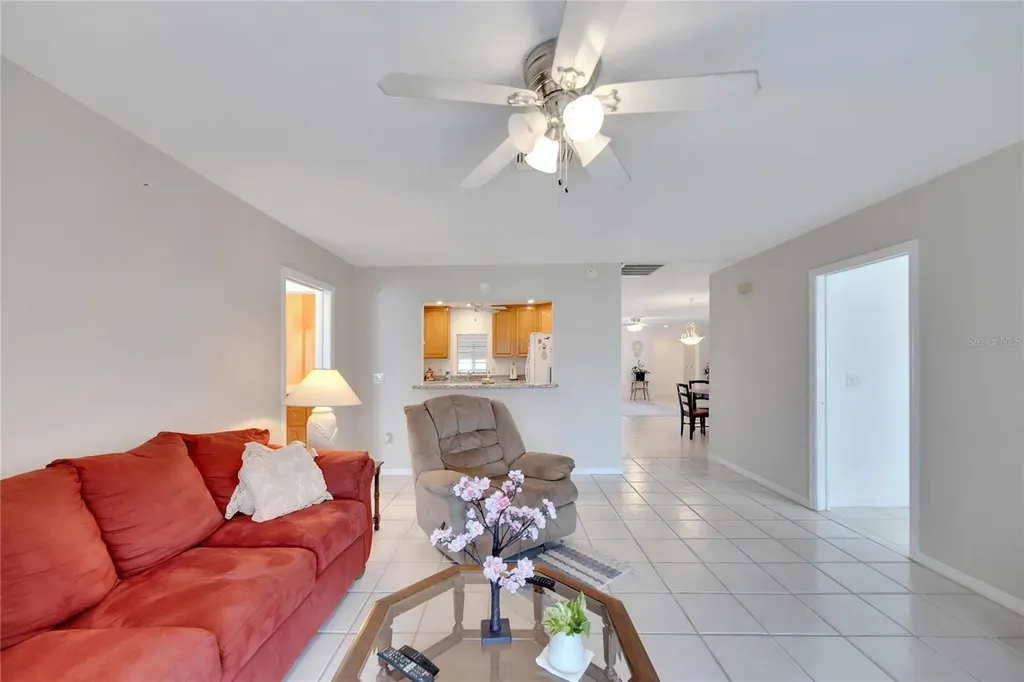 114 Wintersong Lane Sun City Center FL 33573