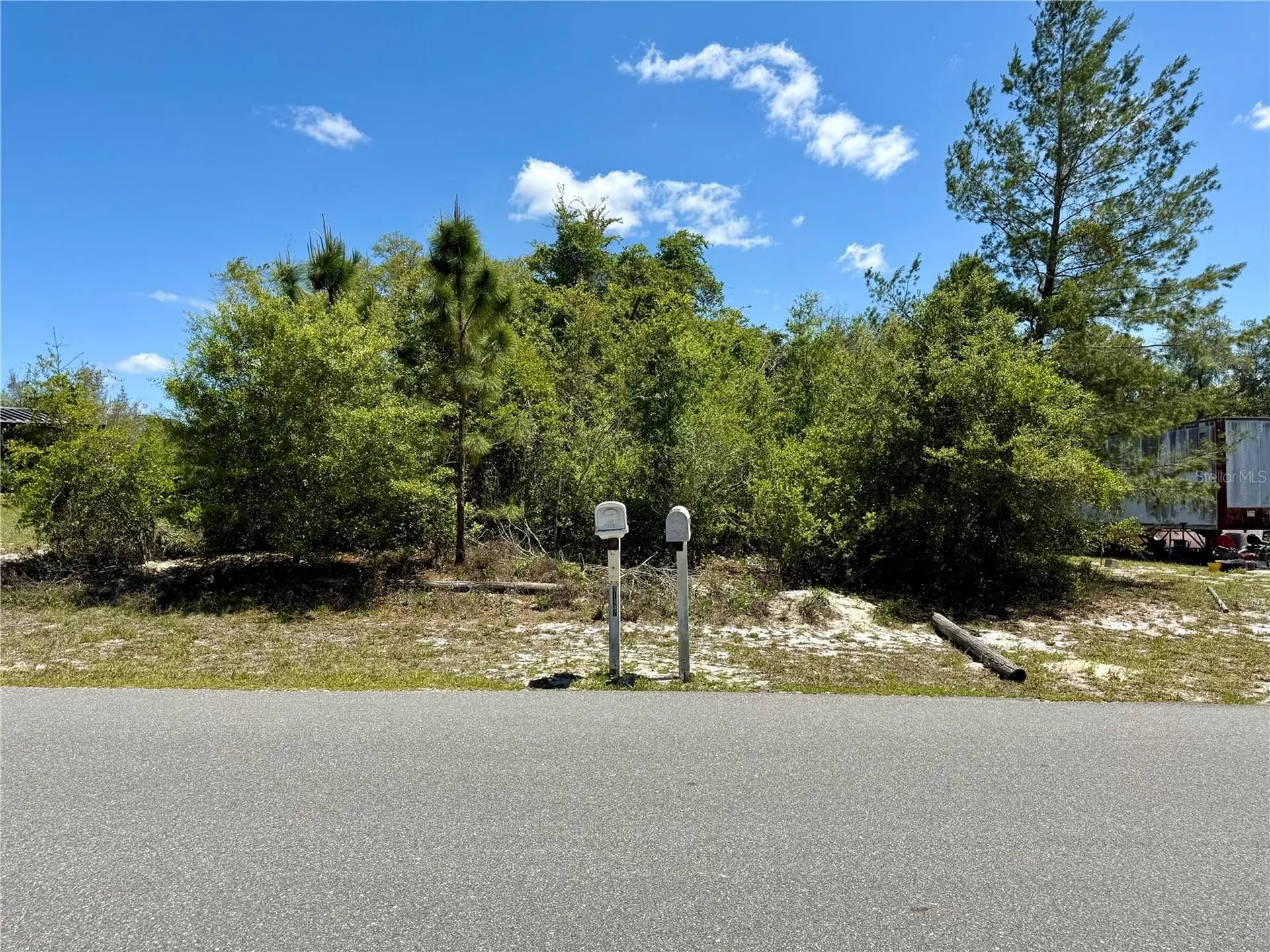 Benton Drive Eustis FL 32736