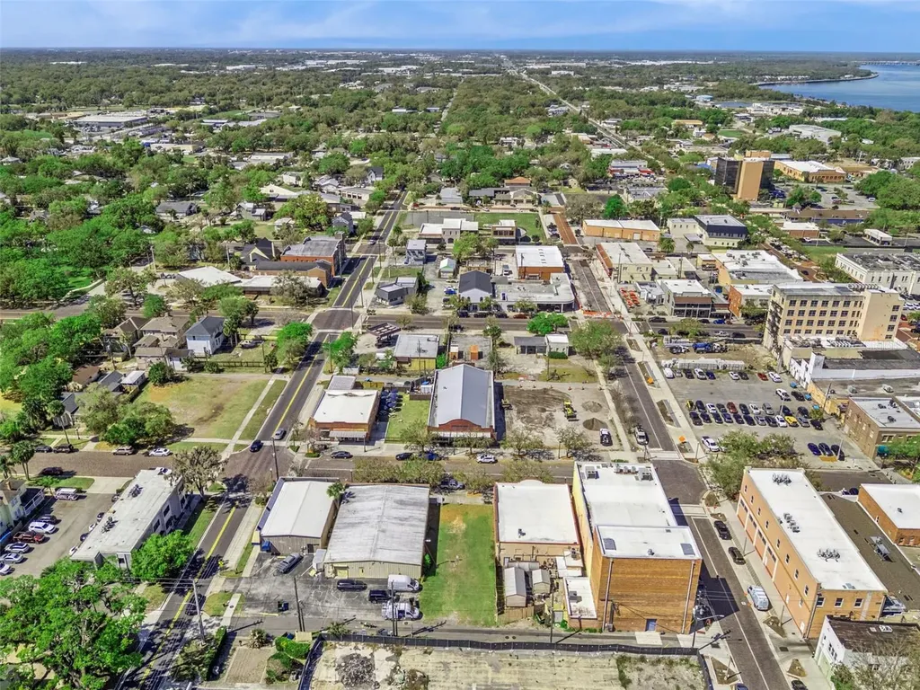 215 Magnolia Avenue Sanford FL 32771