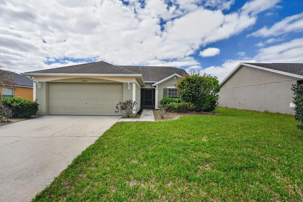 2523 Bobby Lee Lane St Cloud FL 34772