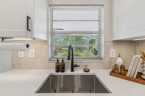 7038 Jenner Avenue New Port Richey FL 34655