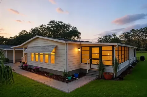 720 Orchid Street Lady Lake FL 32159