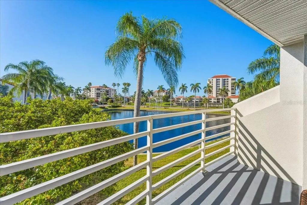 6061 Bahia Del Mar Boulevard St Petersburg FL 33715