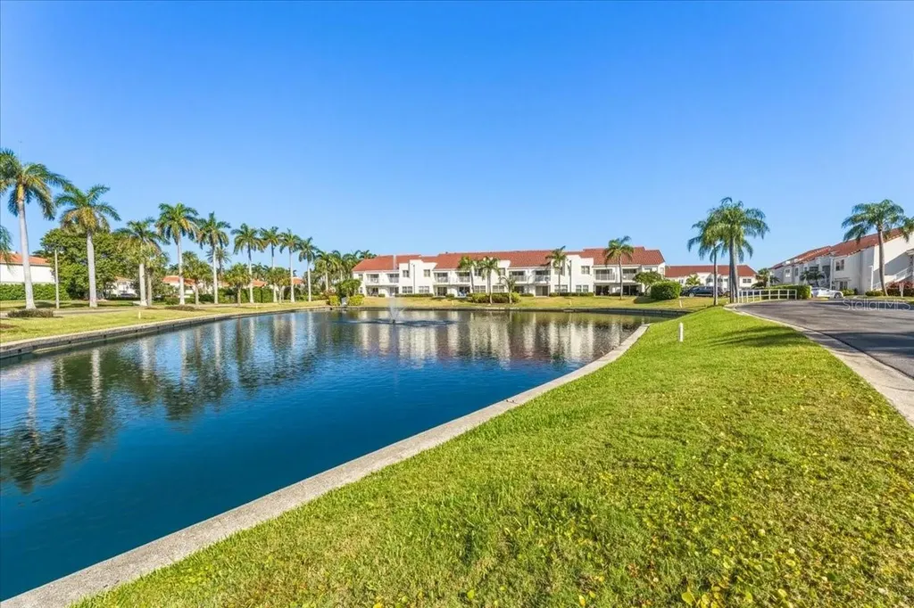 6061 Bahia Del Mar Boulevard St Petersburg FL 33715