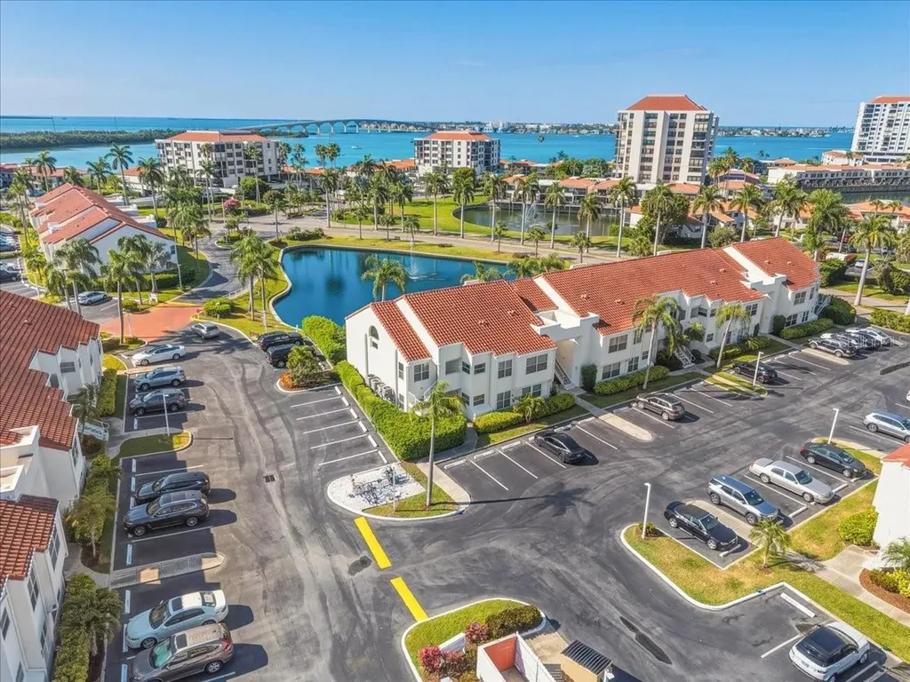 6061 Bahia Del Mar Boulevard St Petersburg FL 33715