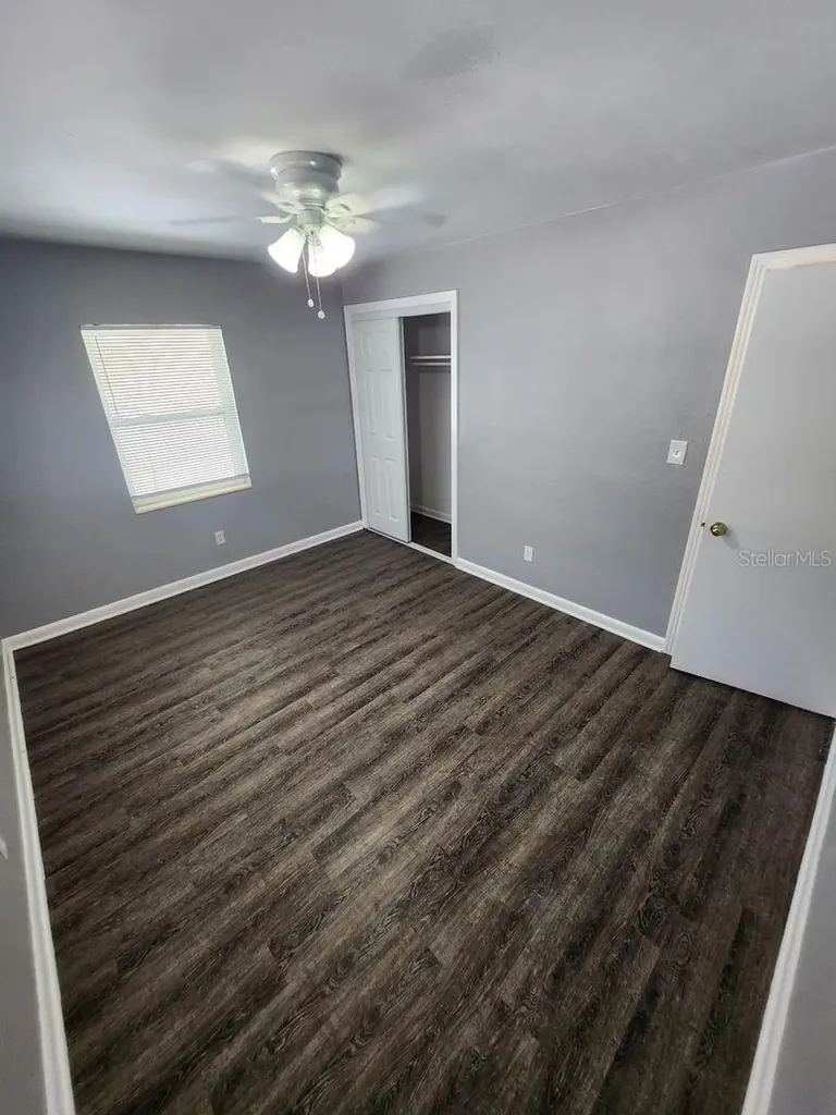 2524 19th Street S St Petersburg FL 33712