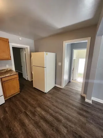 2524 19th Street S St Petersburg FL 33712