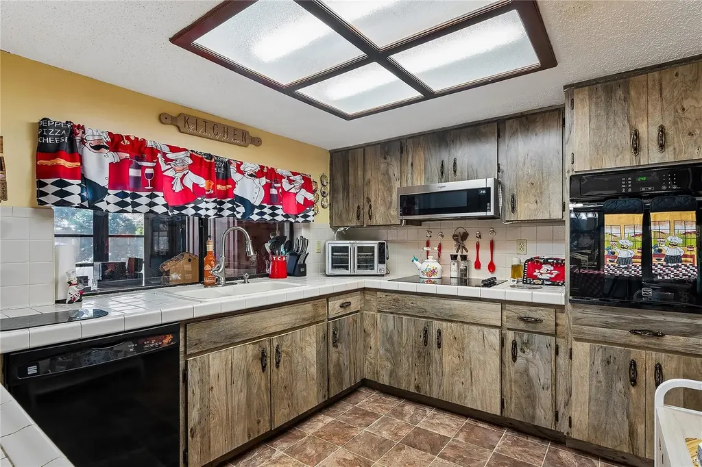 11122 Maderia Street Spring Hill FL 34609