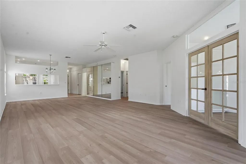 1186 Dartford Drive Tarpon Springs FL 34688