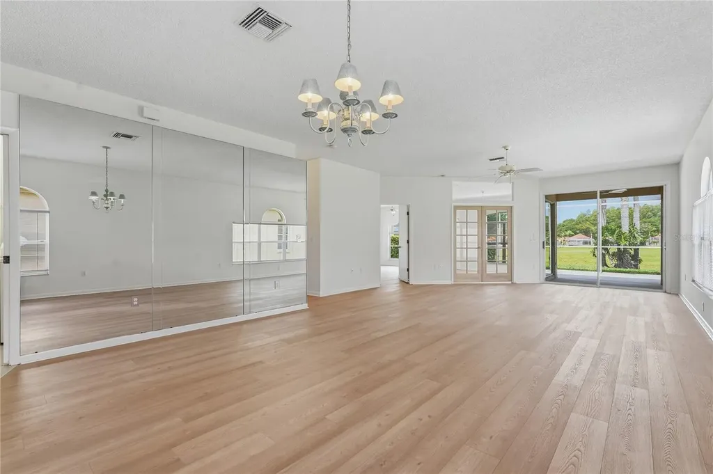 1186 Dartford Drive Tarpon Springs FL 34688