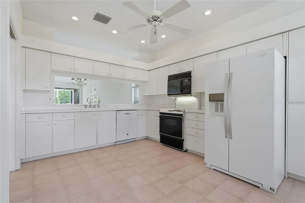 1186 Dartford Drive Tarpon Springs FL 34688