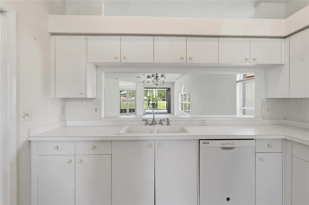 1186 Dartford Drive Tarpon Springs FL 34688