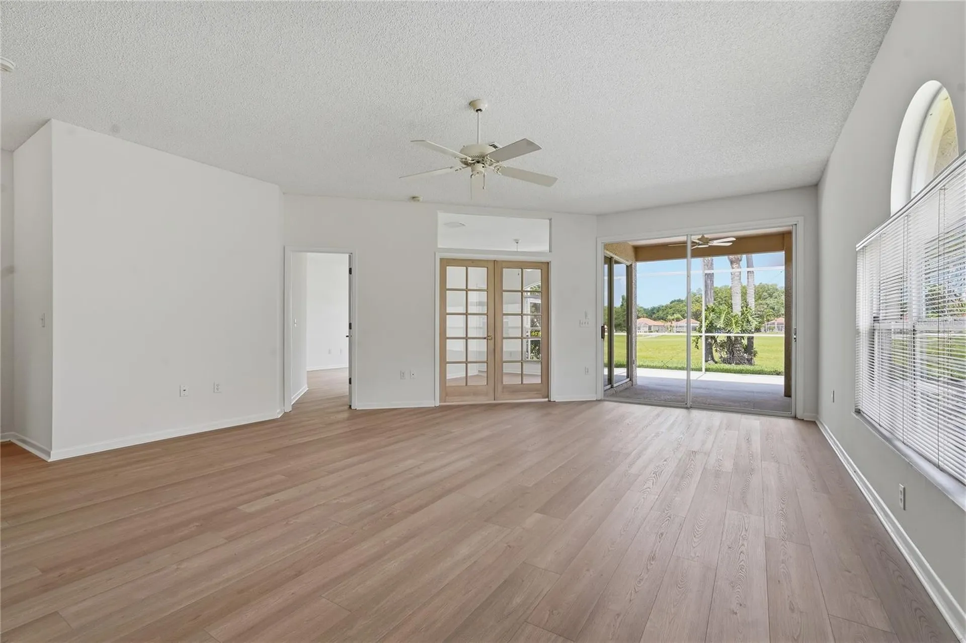 1186 Dartford Drive Tarpon Springs FL 34688