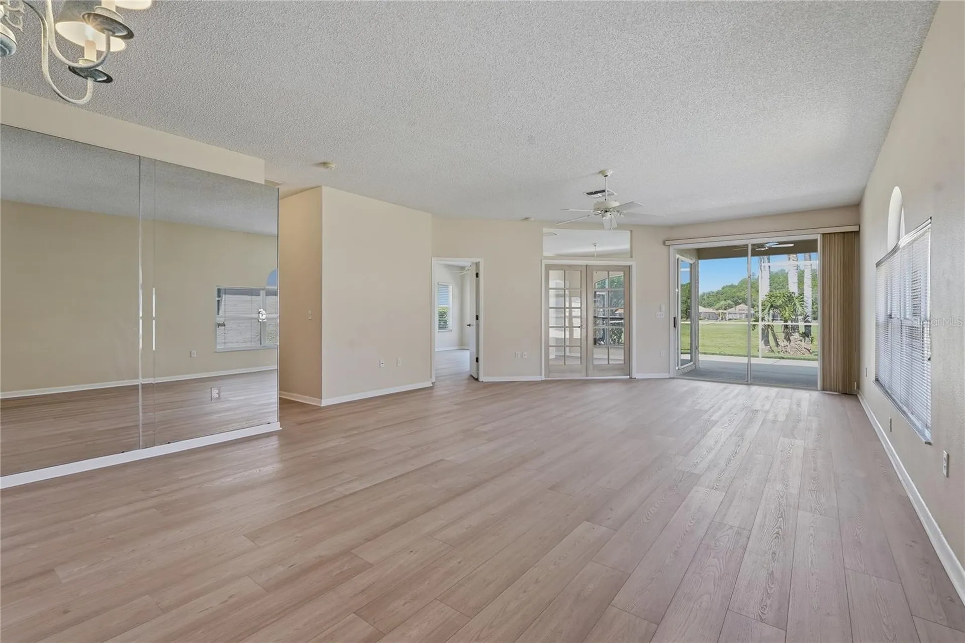 1186 Dartford Drive Tarpon Springs FL 34688