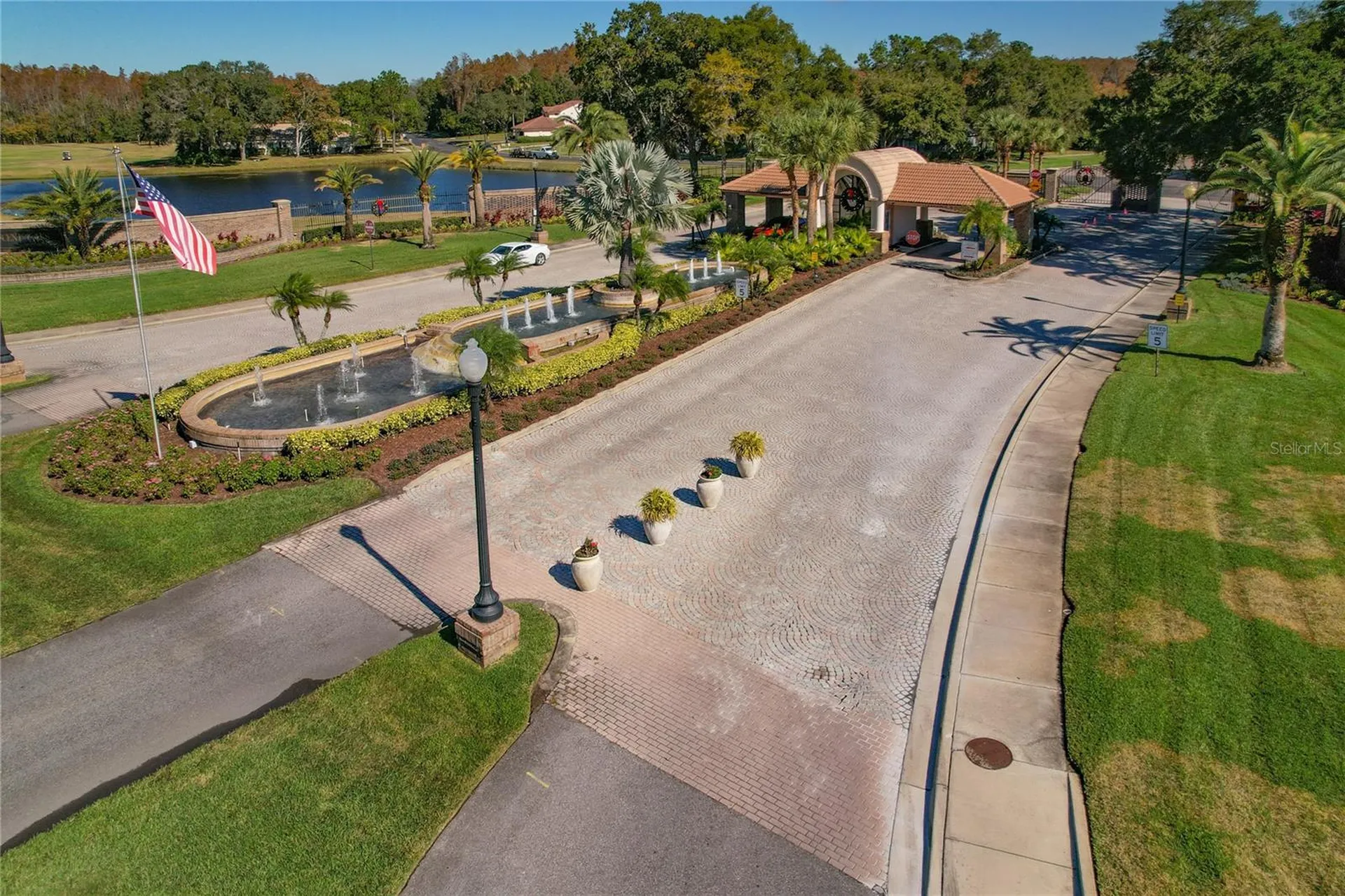 1186 Dartford Drive Tarpon Springs FL 34688