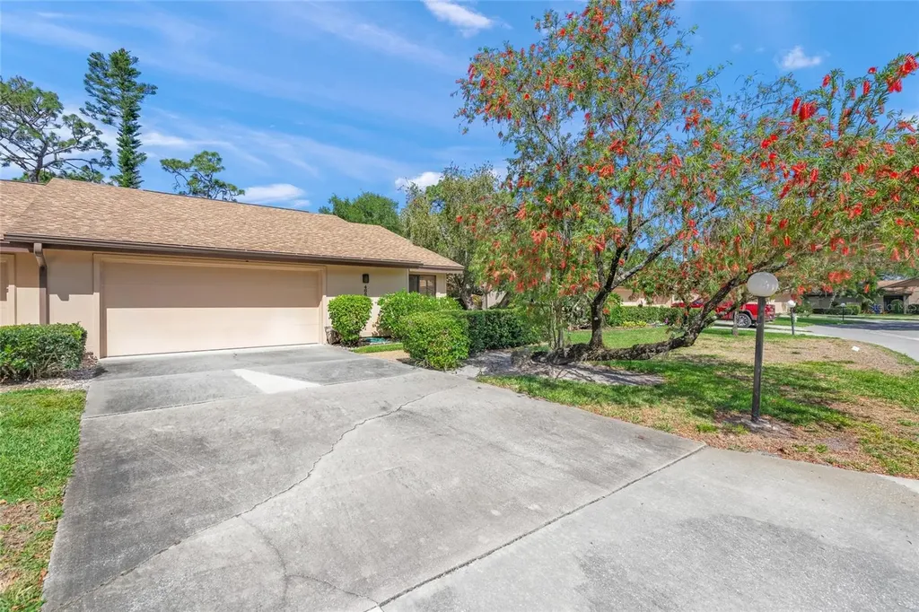 4688 Oak Hollow Drive Sarasota FL 34241