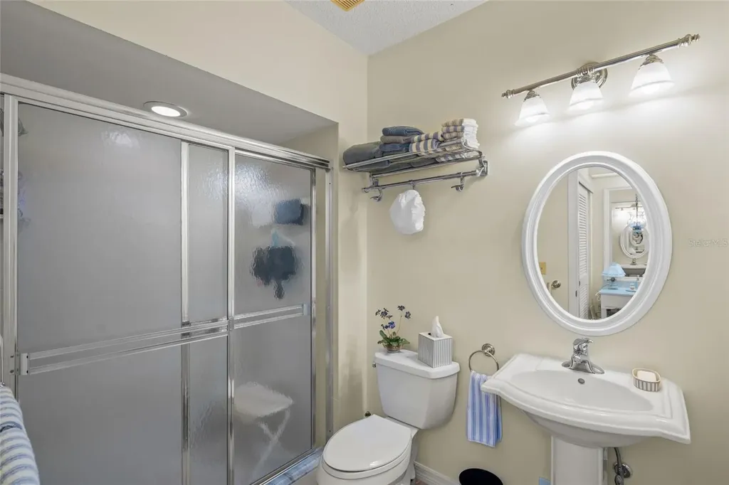 4688 Oak Hollow Drive Sarasota FL 34241