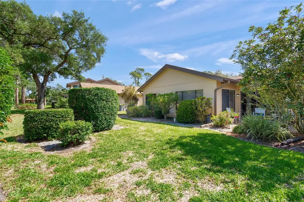 4688 Oak Hollow Drive Sarasota FL 34241