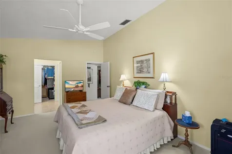 4688 Oak Hollow Drive Sarasota FL 34241