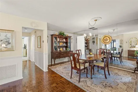 4688 Oak Hollow Drive Sarasota FL 34241