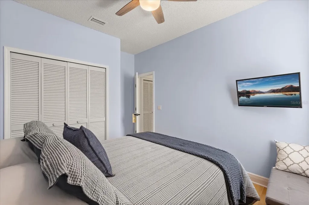 4849 Charowen Drive Orlando FL 32837