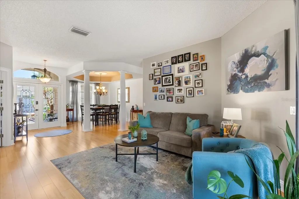 4849 Charowen Drive Orlando FL 32837