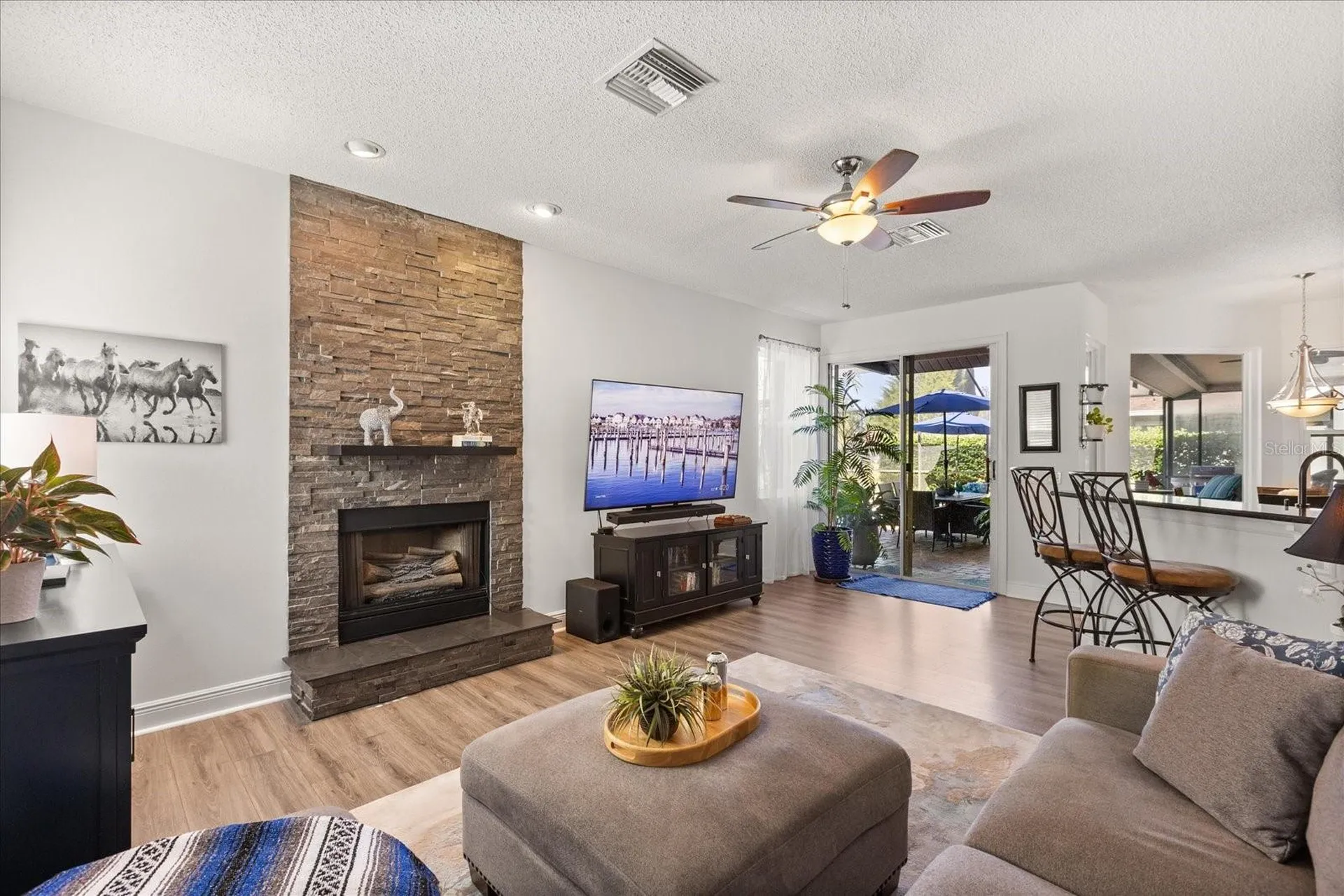 4849 Charowen Drive Orlando FL 32837