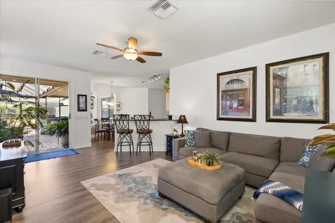 4849 Charowen Drive Orlando FL 32837