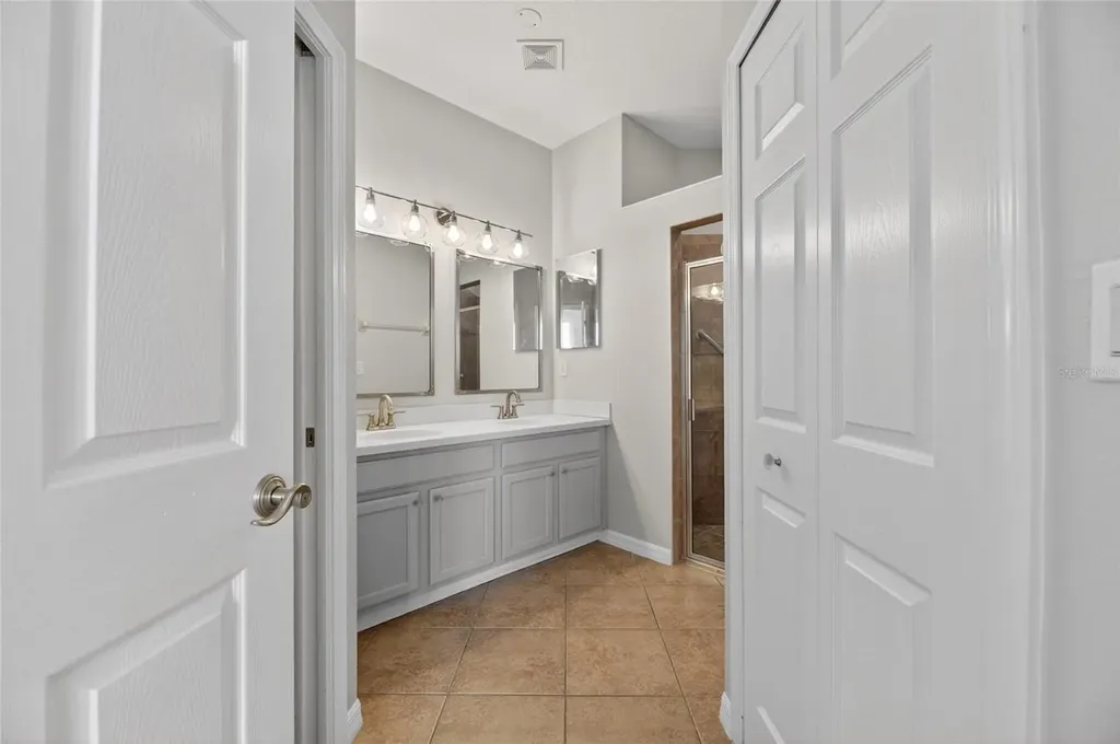 5667 Sunset Falls Drive Apollo Beach FL 33572