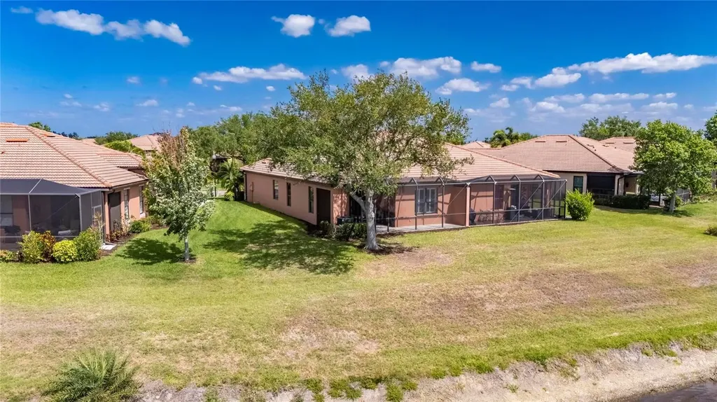 5667 Sunset Falls Drive Apollo Beach FL 33572