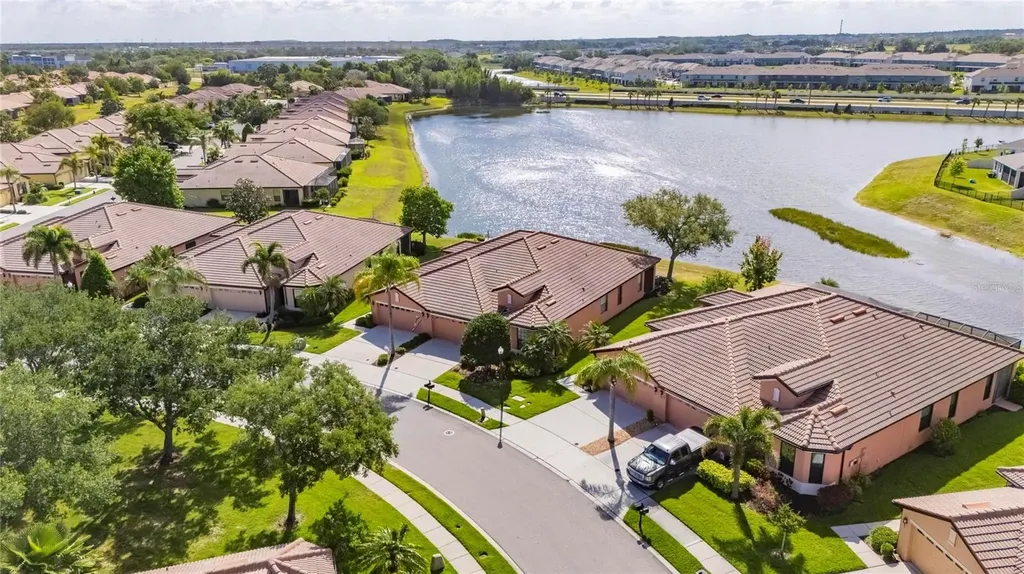 5667 Sunset Falls Drive Apollo Beach FL 33572