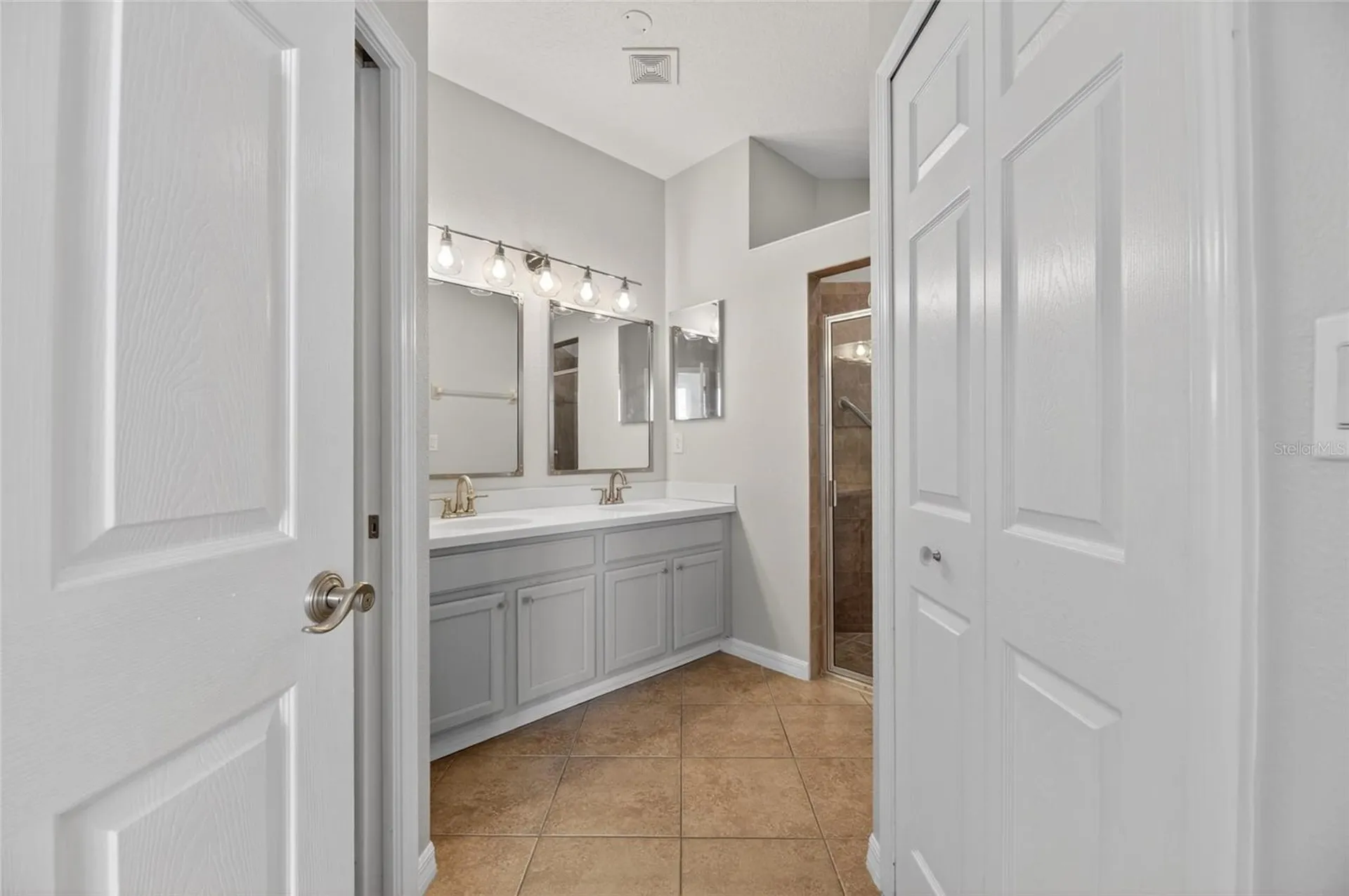 5667 Sunset Falls Drive Apollo Beach FL 33572
