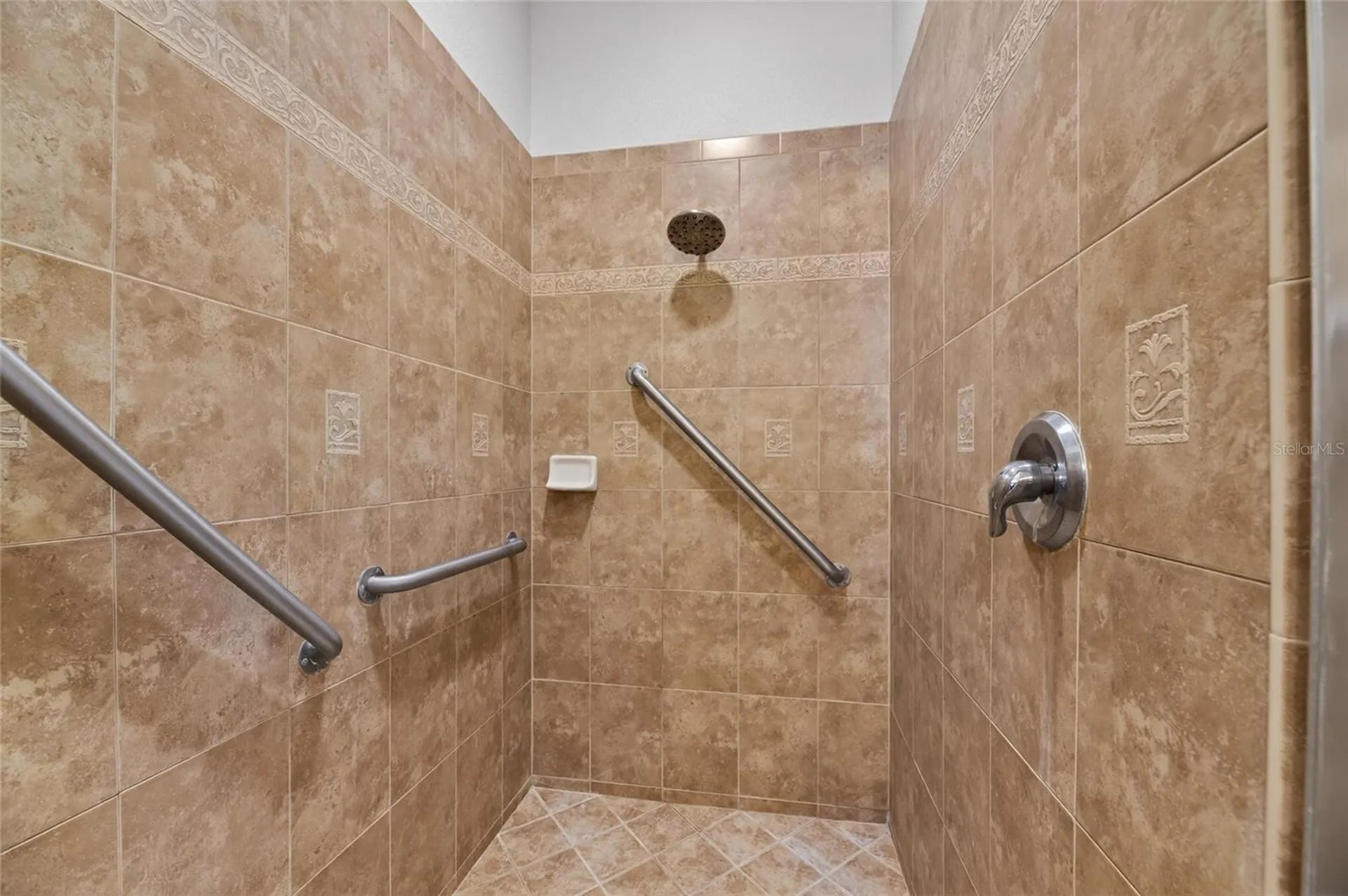 5667 Sunset Falls Drive Apollo Beach FL 33572