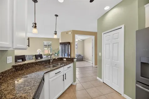 5667 Sunset Falls Drive Apollo Beach FL 33572
