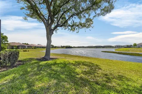 5667 Sunset Falls Drive Apollo Beach FL 33572