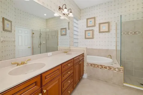 9811 Portside Terrace Bradenton FL 34212