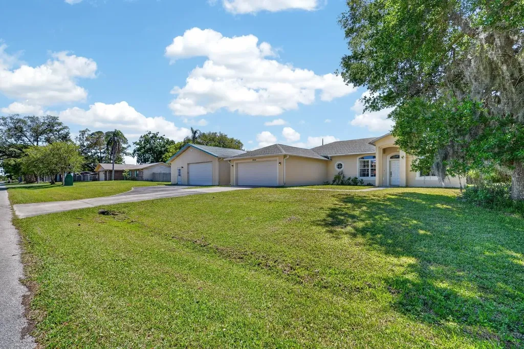 2904 Victory Palm Drive Edgewater FL 32141