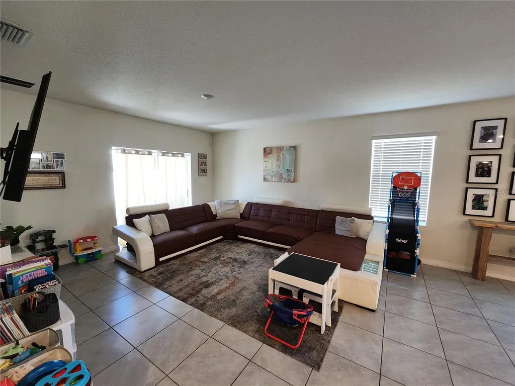17033 Oval Rum Drive Wimauma FL 33598