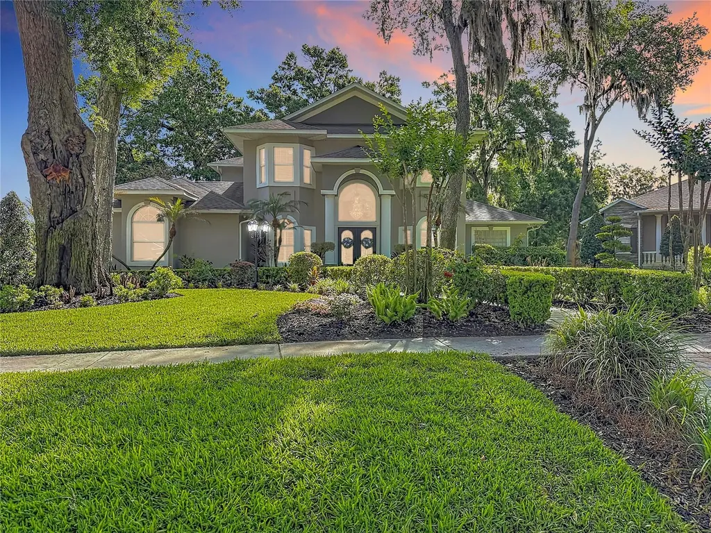 2425 Valrico Forest Drive Valrico FL 33594