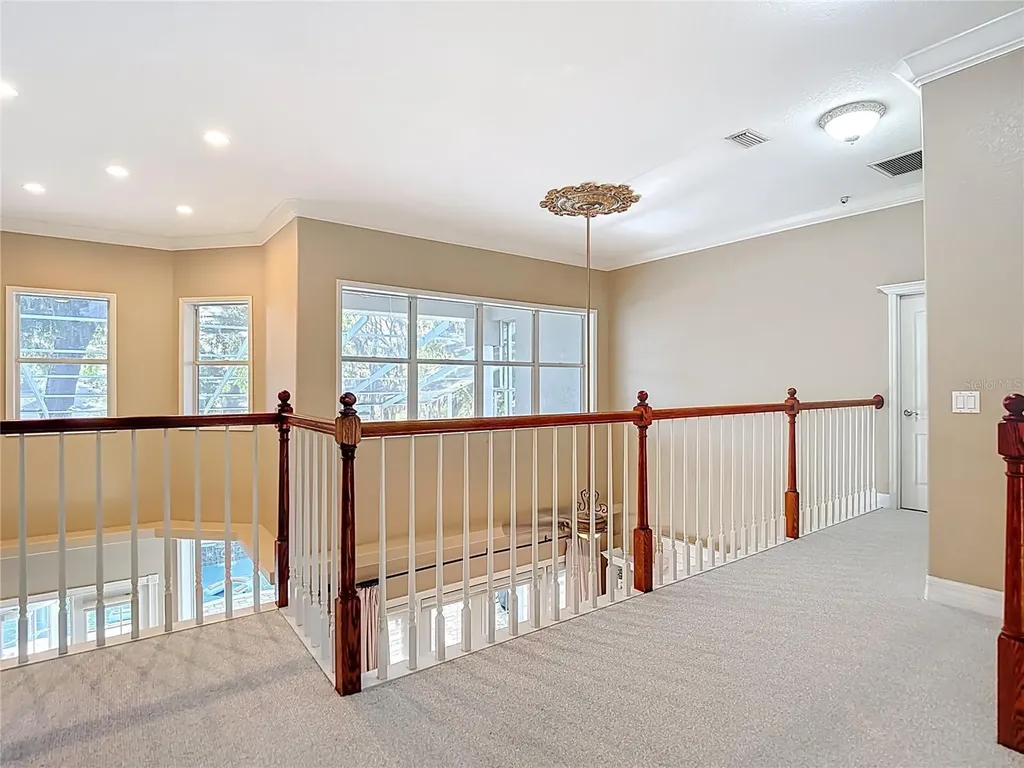 2425 Valrico Forest Drive Valrico FL 33594