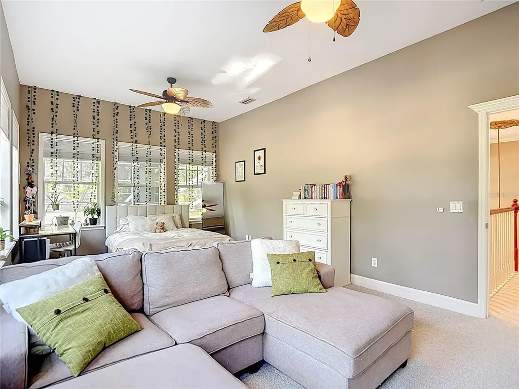 2425 Valrico Forest Drive Valrico FL 33594