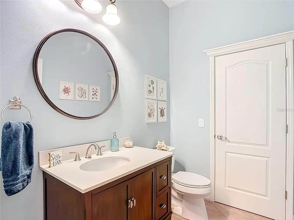2425 Valrico Forest Drive Valrico FL 33594