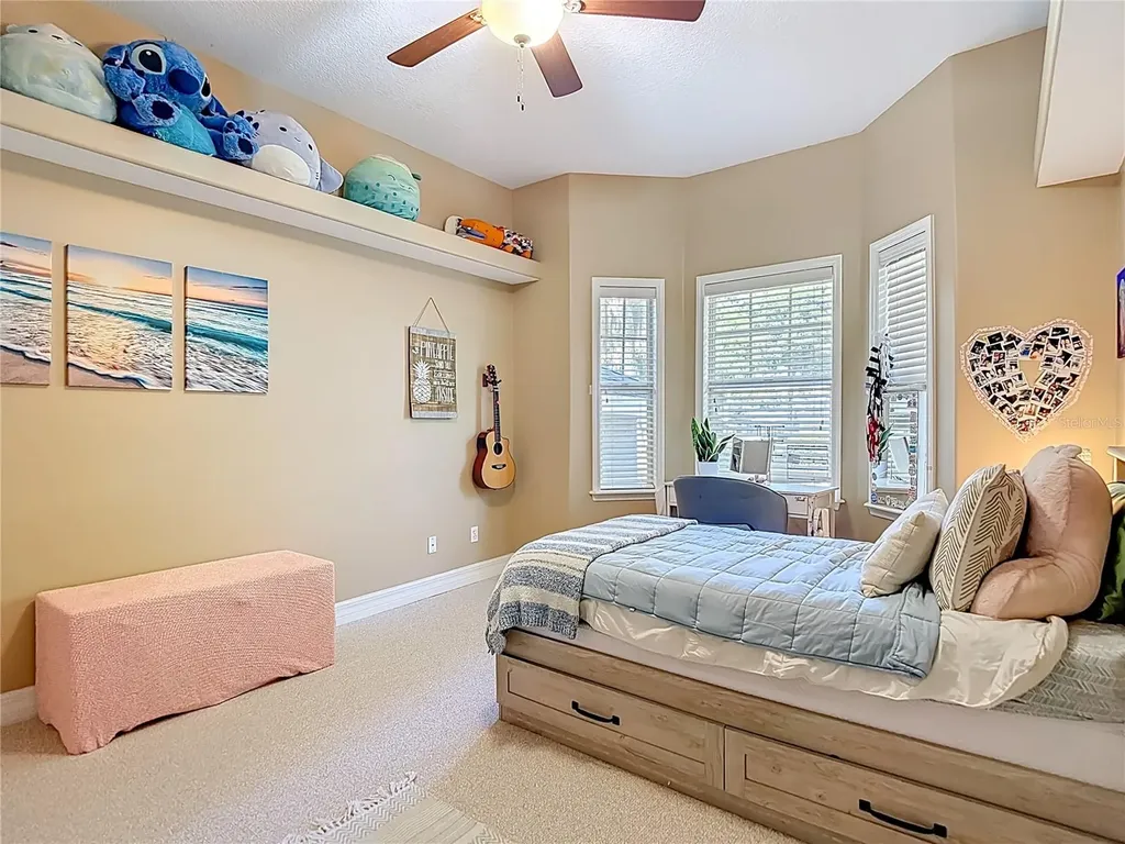 2425 Valrico Forest Drive Valrico FL 33594
